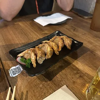 DEEP FRIED GYOZA