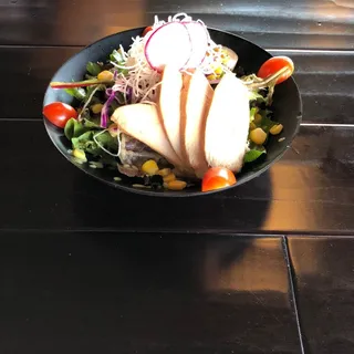 Fit Salad w/ Chicken Breast & Egg