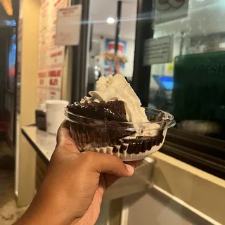 Hot Fudge Brownie sundae