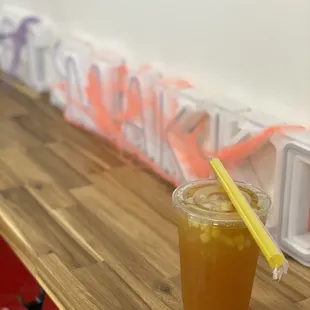 Smakk'D Refreshers & Teas