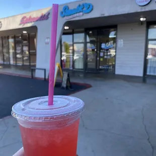 Strawberry lemonade