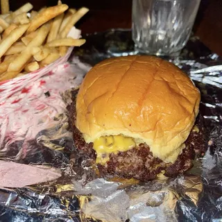 Smallbar Cheeseburger