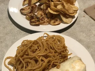 Christopher's Grill & Bar