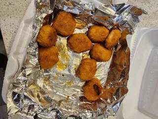 Chris' Pizza Village Pleasant View