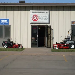 SMALL ENGINE SPECIALISTS