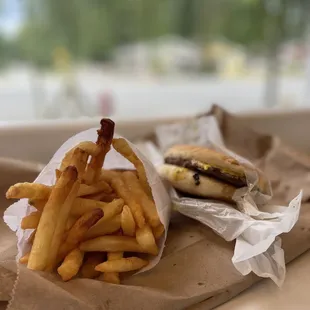 3 Value Cheese Burgers w/Fries