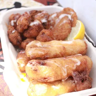 Trio plate ($12): zucchini fries, mushroom poppers, mushroom risotto cakes  IG: @ohmyono