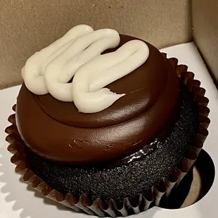 06.25.22 Chocolate creme
