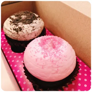 Cookies-n-Cream Cupcake