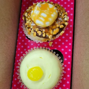 Lemondrop and caramel cupcakes