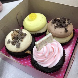 Vanilla and Chocolate Cupcake