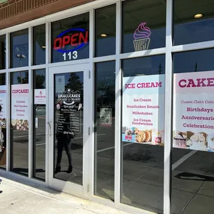 Welcome to Smallcakes!