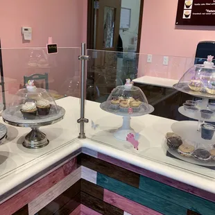 2 sizes mini and gourmet