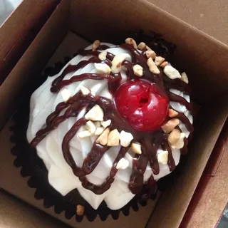 Hot Fudge Sundae Cupcake