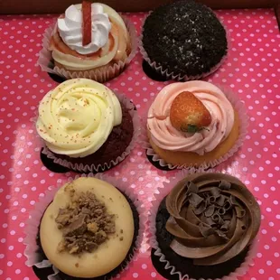 Strawberry cheesecake, Oreo, red velvet, strawberry, Reese&apos;s &amp; chocolate