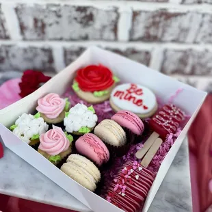 Valentines 2023 collection is now live! Visit www.shopsmallcakesfl.com