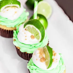 lime cupcakes with lime cream frosting