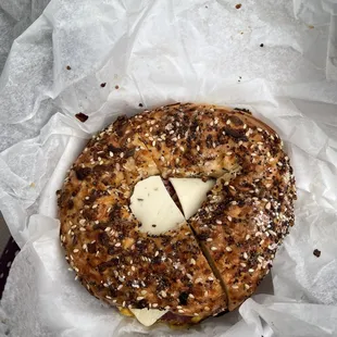 Everything bagel egg sandwich