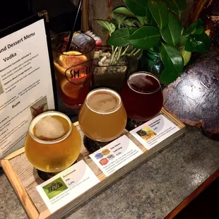 Sampling the tantalizing personalized beer flight at Small&apos;s Smokehouse + Oyster Bar!