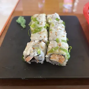 Salmon and cream cheese roll