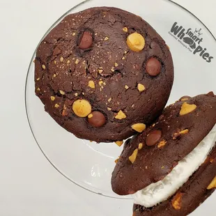 Double Chocolate Whoopie Pie: 
Chocolate Whoopie Pie w/White and Dark Chocolate Chips. 

Ghirardelli Majestic Cocoa &amp; Ghirardelli Chocolate