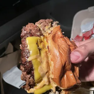 spicy af cheeseburger