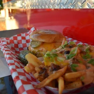 The smash burger with CALI FRIES, freaking amazing!! Prices are good and food is FANTASTIC!!