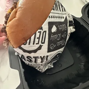 cute and neat wrapping for burger