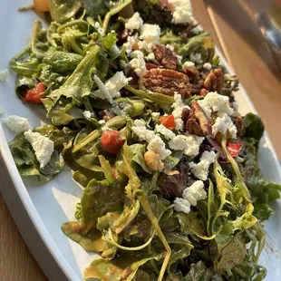 Arugula and beet salad