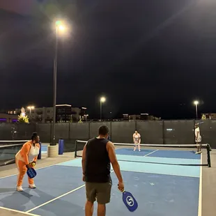 Outdoor pickleball