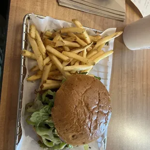 Double Colorado smashburger with smash fries