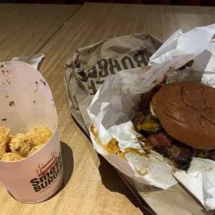 SMOKED BACON BRISKET BURGER
