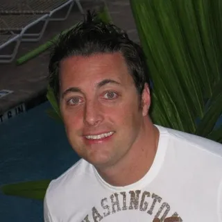 Joe T.