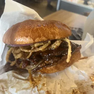 BBQ BACON CHEDDAR BURGER