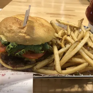 Classic Smash Burger (single) with regular order of Smash Fries