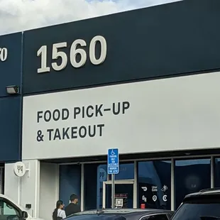 This is a pick up Location containing other restaurant vendors