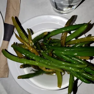 Garlic green beans