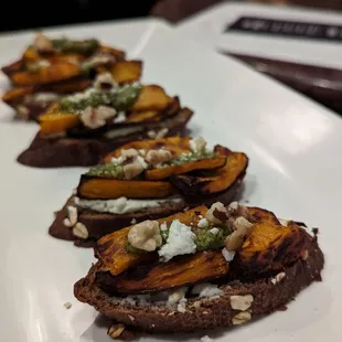 Fall bruschetta