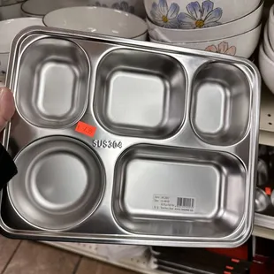 korean things dishes/trays next door