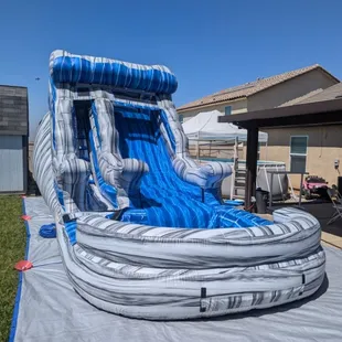 The Summer Splash Water Slide Rental
