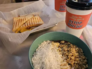 Roscoe's Coffee Bar and Tap Room