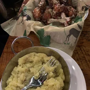 Parmesan garlic wings and side of mash potatoes