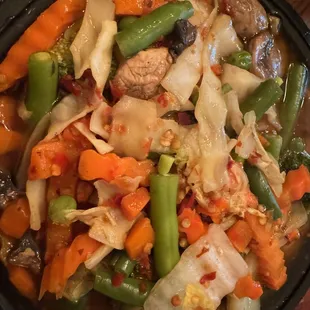 rad na with extra vegetables (the noodles are on the bottom)