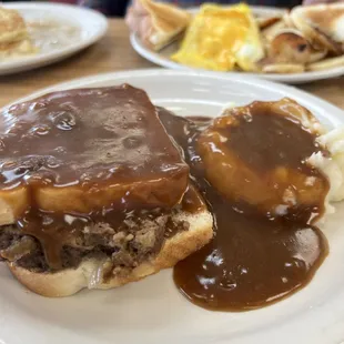 Hot meatloaf sandwich
