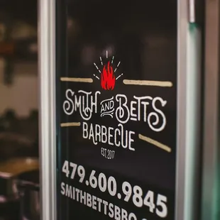 a sign for smith and betts barbecue
