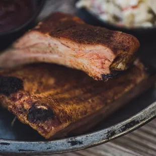 ribs and coleslaw