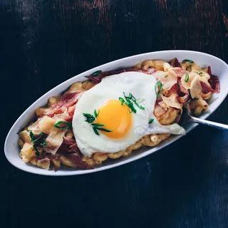 Breakfast Mac & Cheese