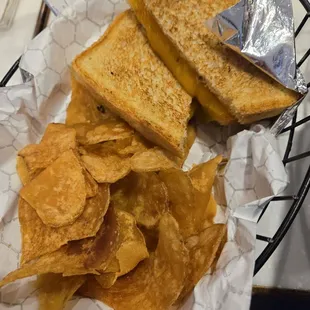 Grilled cheese and house chips