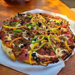 Smith Flat combo pizza