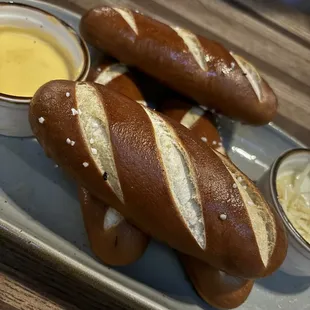 Pretzel Clubs